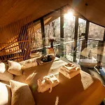 Artam Luxury Reggelivel * Парад