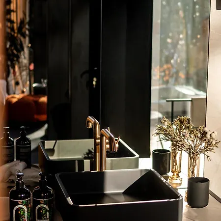 Artam Luxury Reggelivel Apartamento Parád